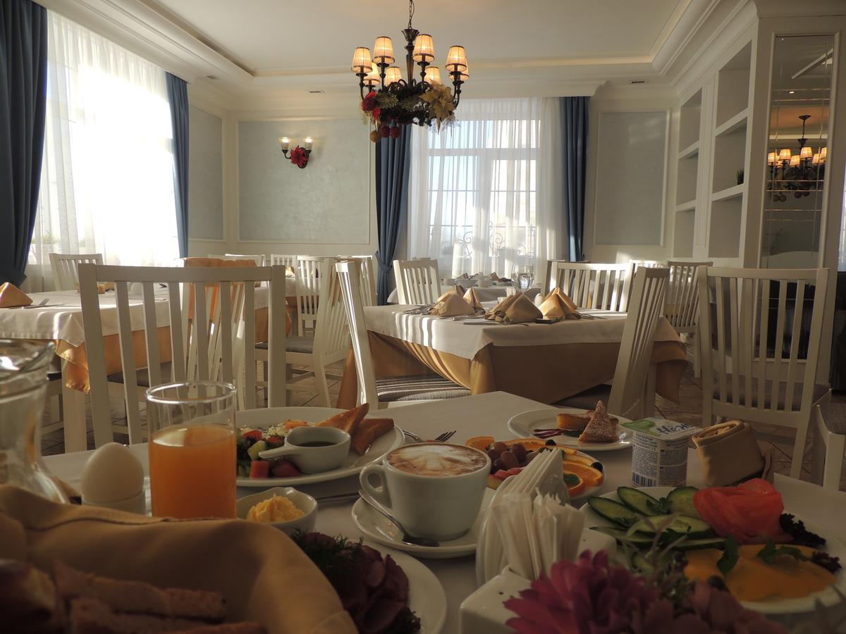 Hotel Monaco Astana Eksteriør bilde