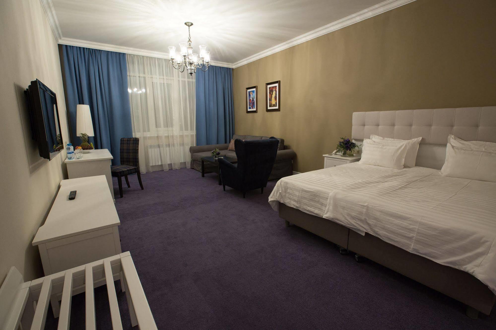 Hotel Monaco Astana Eksteriør bilde