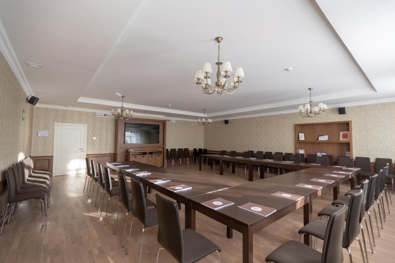 Hotel Monaco Astana Eksteriør bilde
